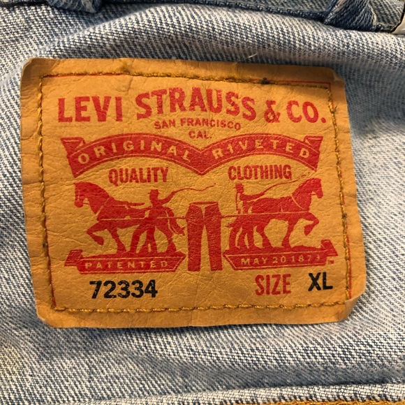 Men’s XL Levi jean jacket - Picture 3 of 3